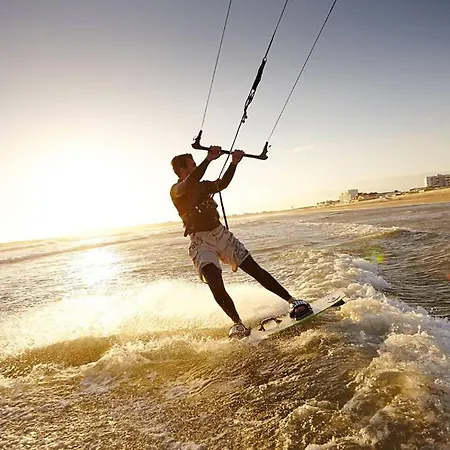 Un Sur La Marina De St-gilles Διαμέρισμα *